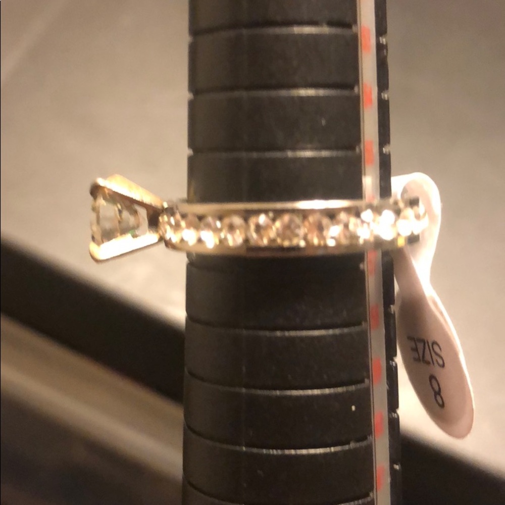 Wedding ring - Picture 2 of 2